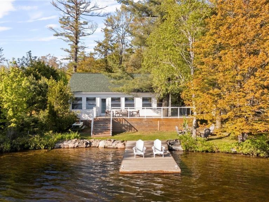 1166 NORTH SHORE Drive Unit# 3, Gull Lake