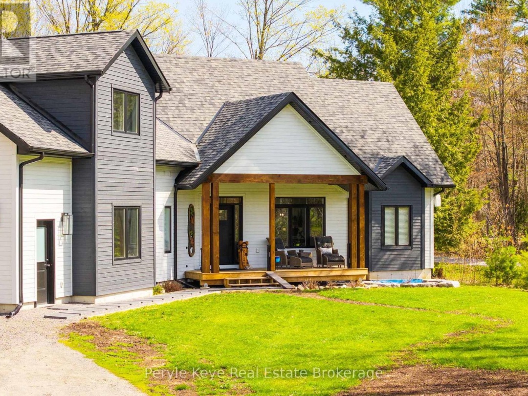 1056 XAVIER STREET, Gravenhurst (Morrison)