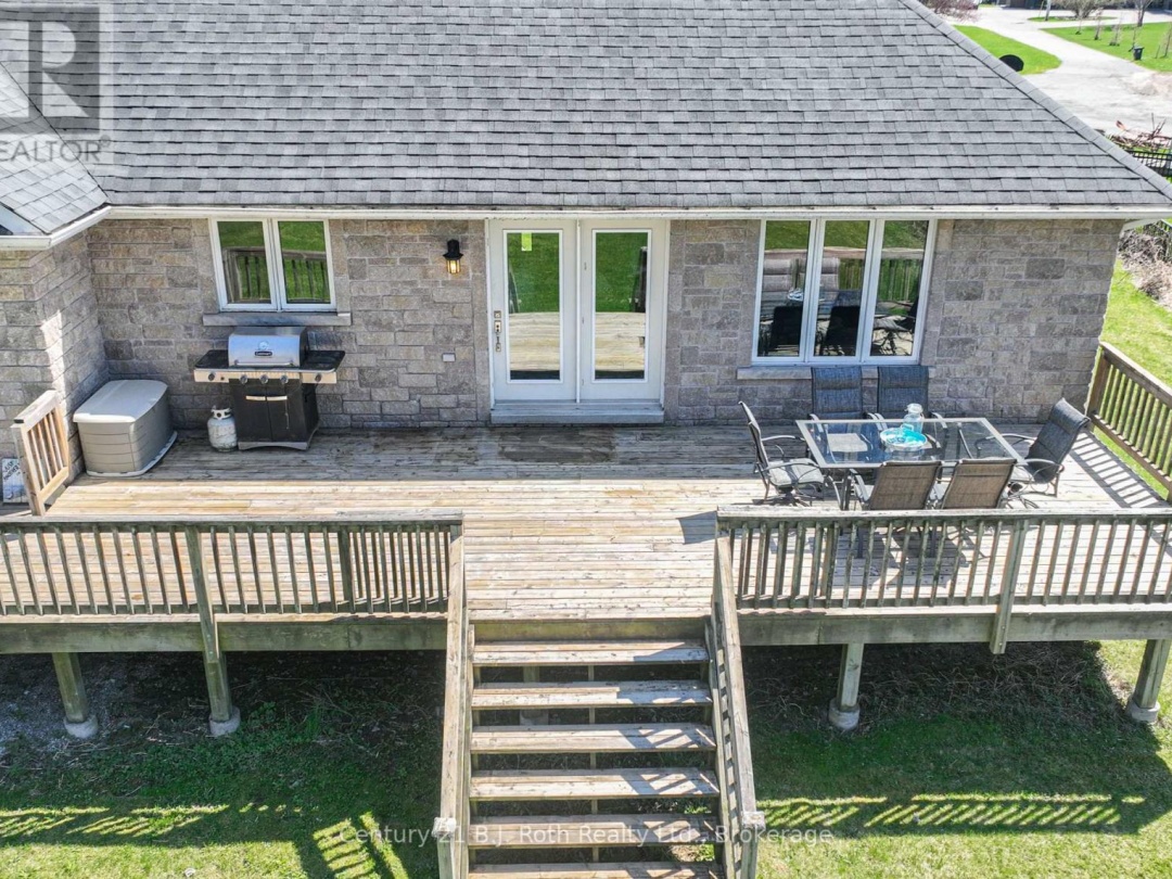 4086 Lawton Lane, Ramara (Atherley)