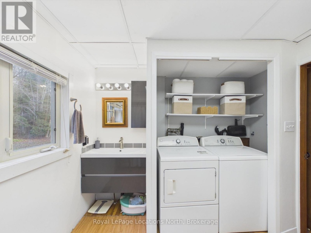 1027 SCOTT LANE, Oxbow Lake