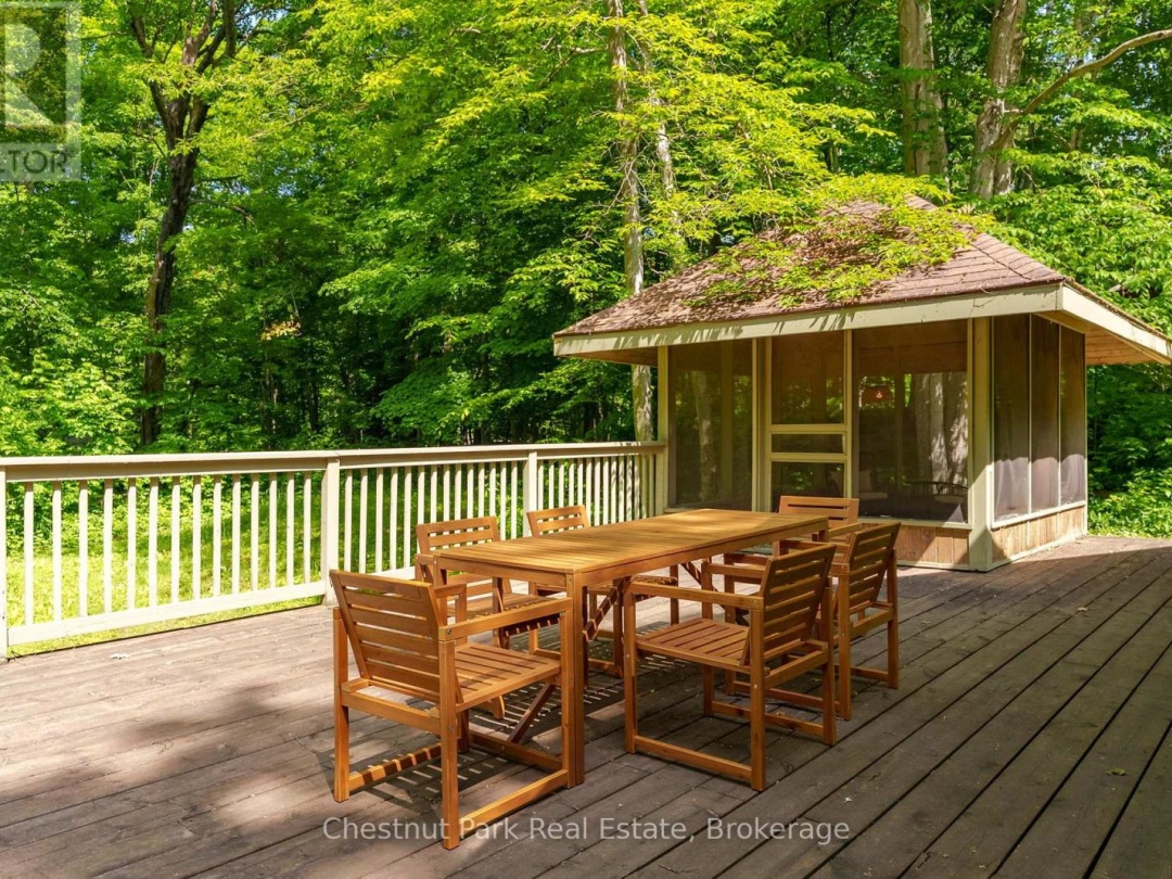 115 WOODLAND DRIVE, Huntsville (Chaffey)