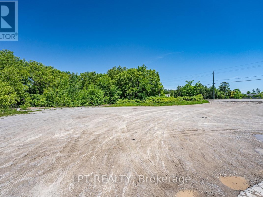 232 MAIN STREET, Kawartha Lakes (Bobcaygeon)