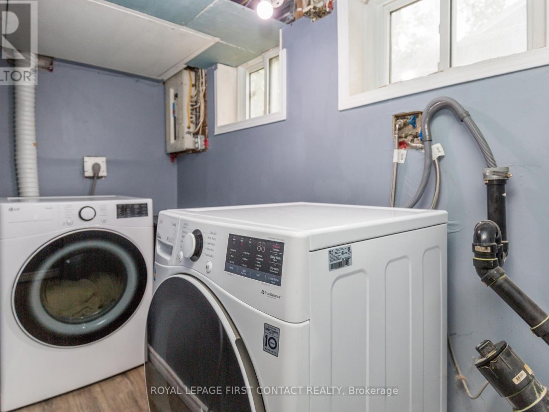 48 BRANT STREET W, 