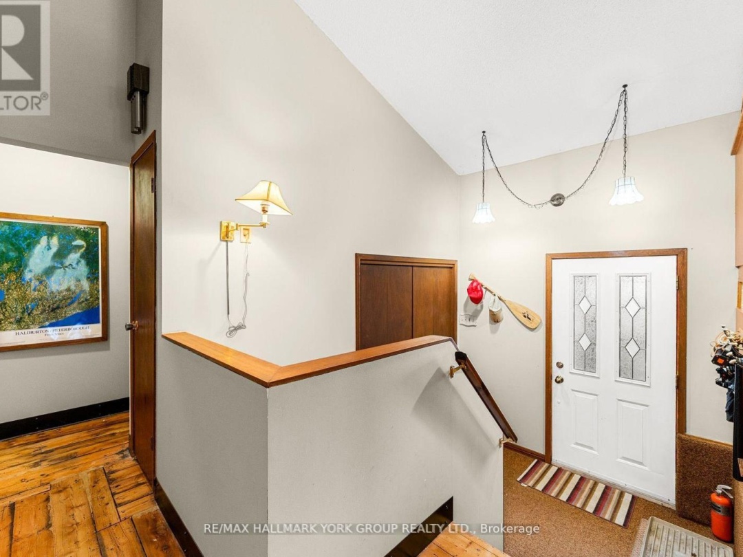 102 ALBERT STREET, Gull River