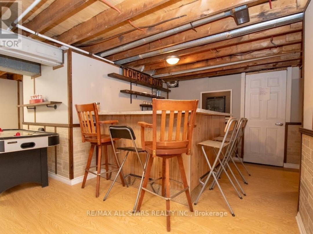 1130 TOWERING OAKS DRIVE, Gull River