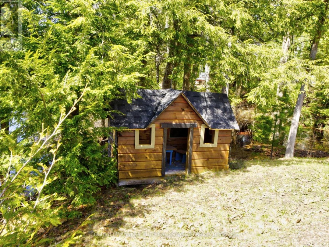 16 EVERGREEN WAY, Pigeon Lake