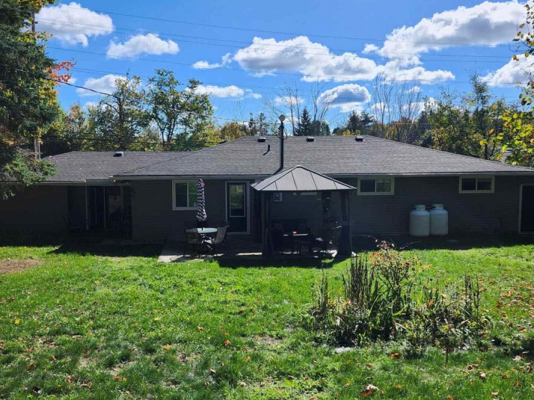 197 COUNTY ROAD 8 ROAD, Kawartha Lakes (Fenelon Falls)