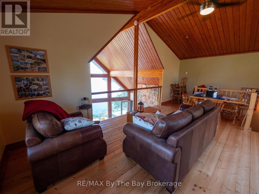 23212 GEORGIAN BAY SHORE, Georgian Bay