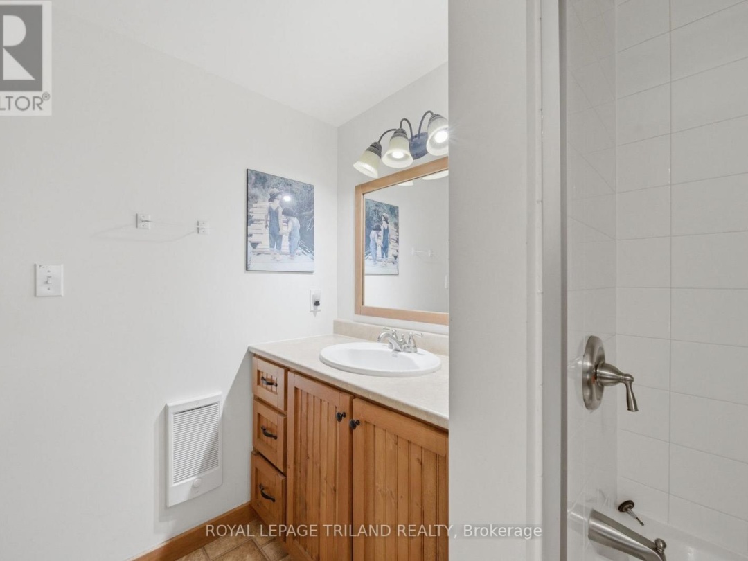 1003 CHIPPEWA LANE, Lake Muskoka