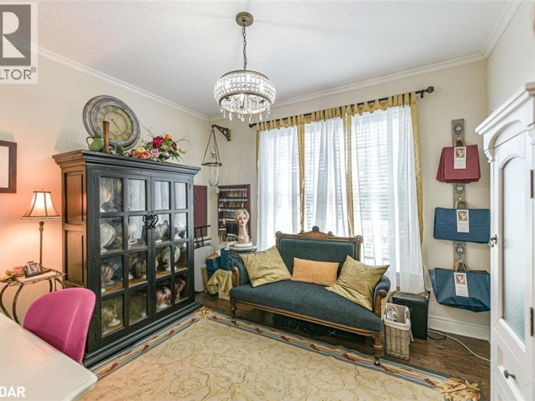 2117 ELANA Drive, 