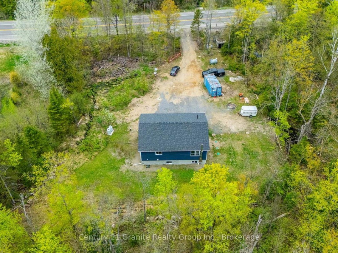 10498 HIGHWAY 118, Algonquin Highlands (Stanhope)