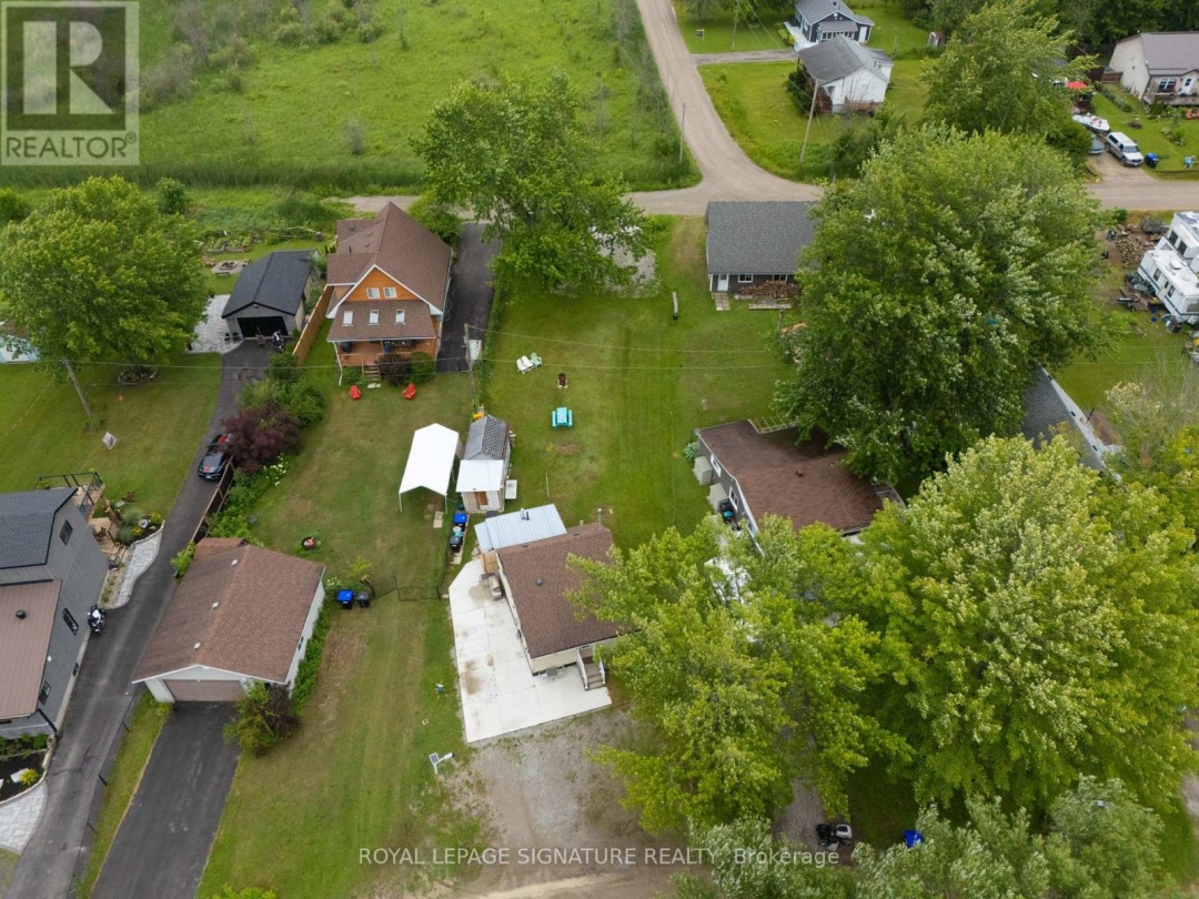 25 PLAYFAIR DRIVE, Sturgeon River