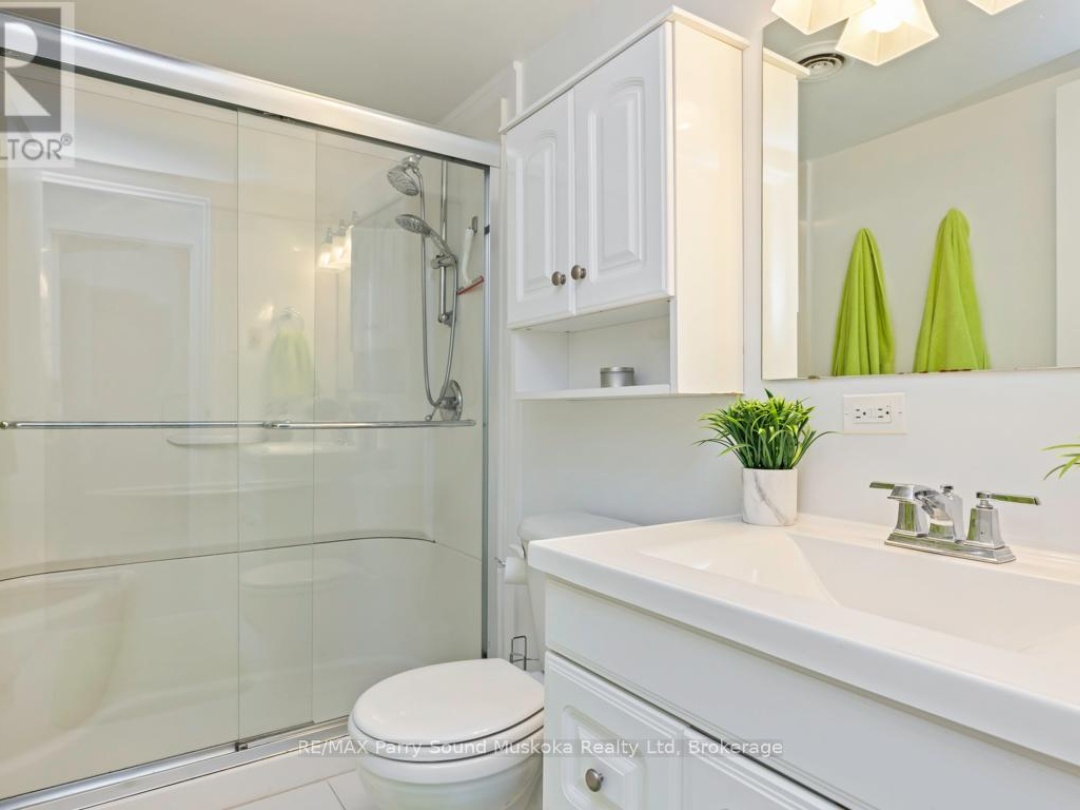 201 - 200 BEACONVIEW HEIGHTS, 