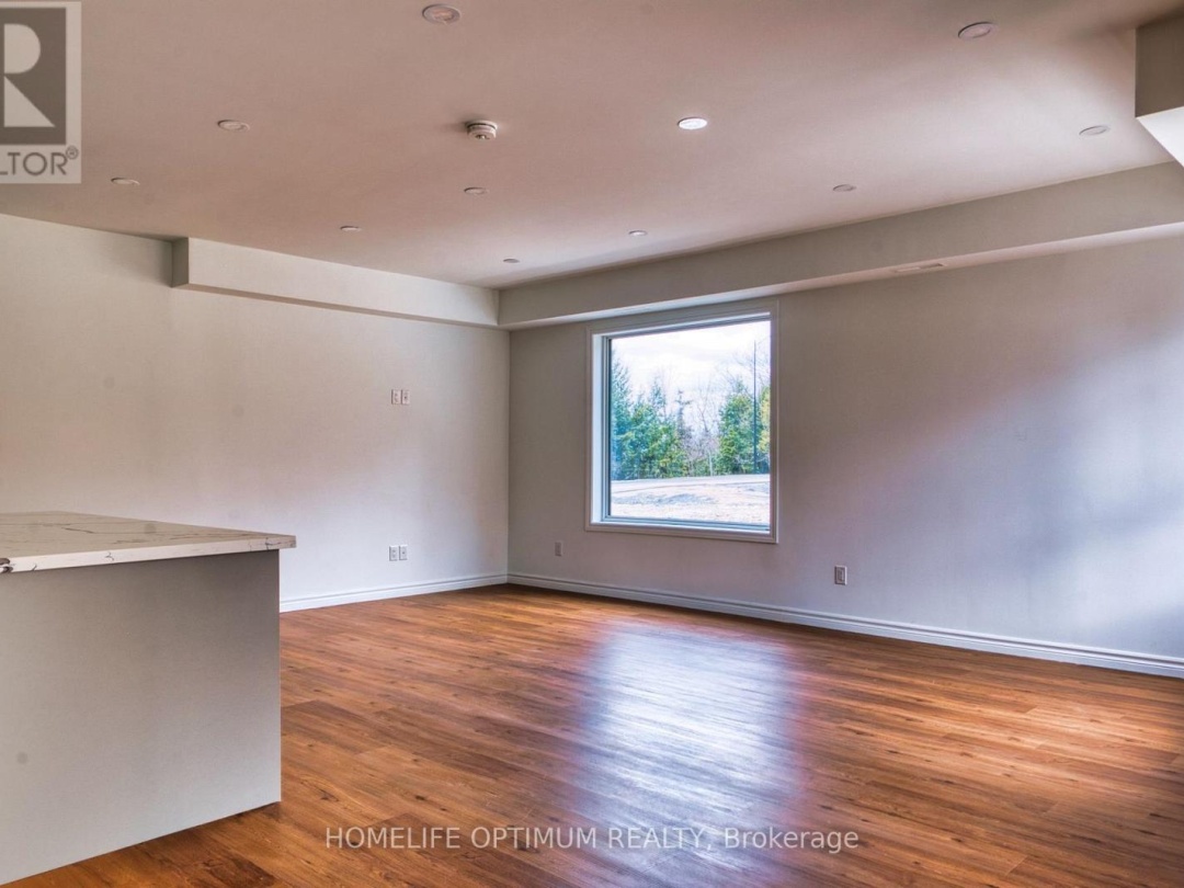 204 - 12 SUNCREST LANE, Fairy Lake