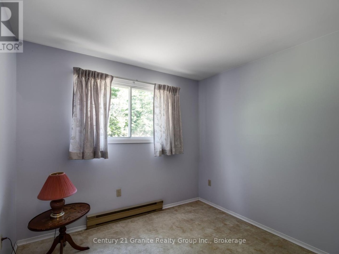 733 BOBCAYGEON ROAD, 