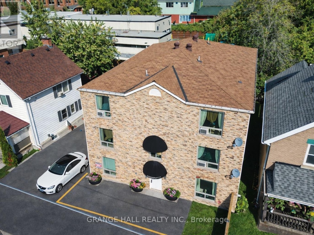 14 ELGIN STREET, Orillia