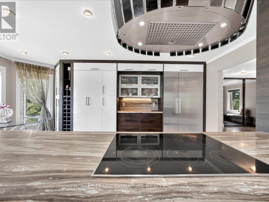 27900 THORAH SIDE ROAD, 