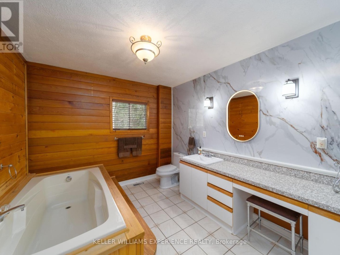 1936 PENINSULA POINT ROAD, 