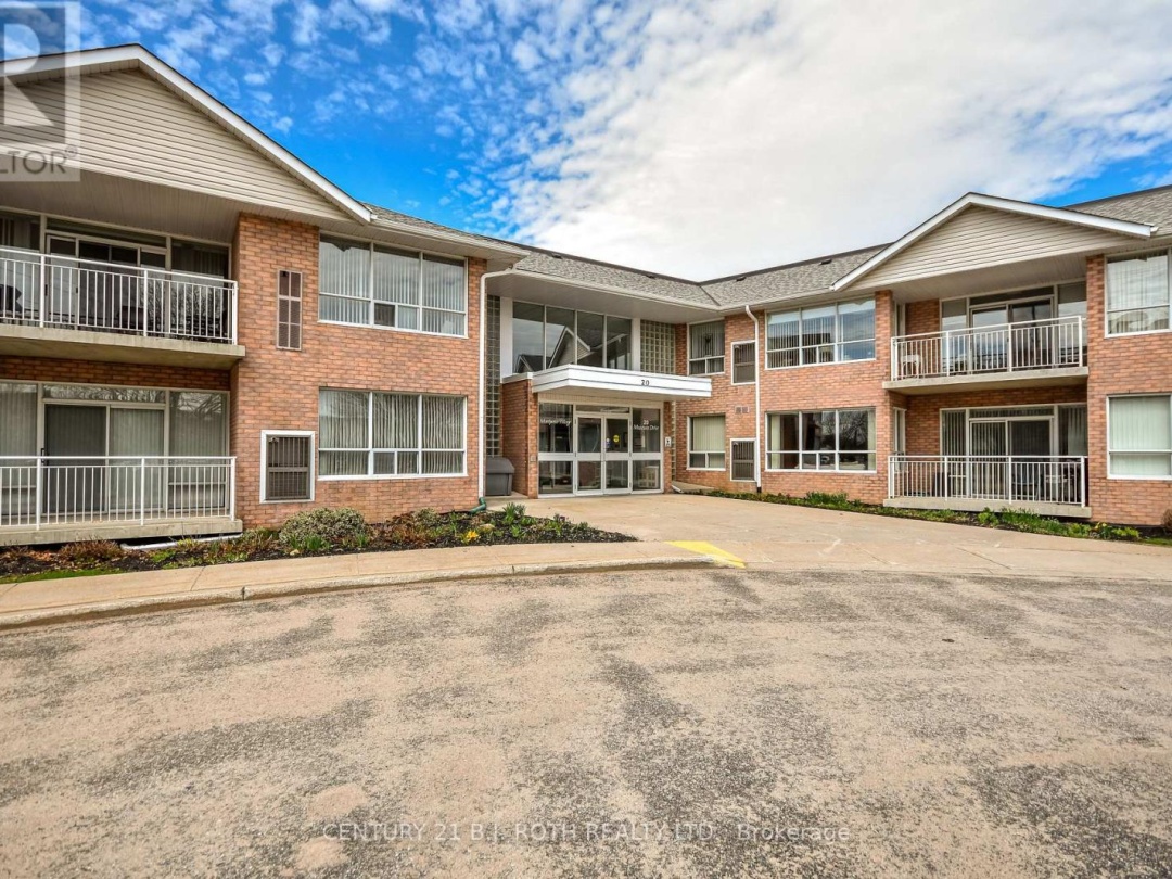 210 - 20 MUSEUM DRIVE, Orillia