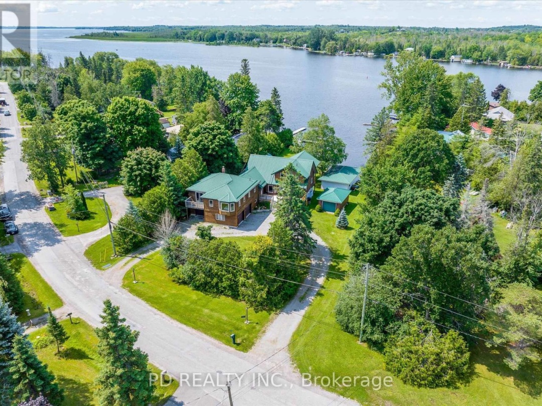 48 STURGEON GLEN ROAD, Sturgeon Lake
