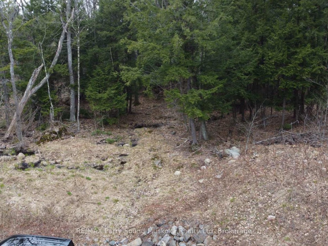 4 WEE GEE WA ROAD, Salmon Lake