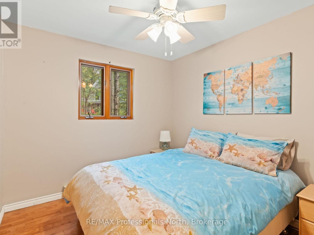 6213 KENNISIS LAKE ROAD, Kennisis Lake