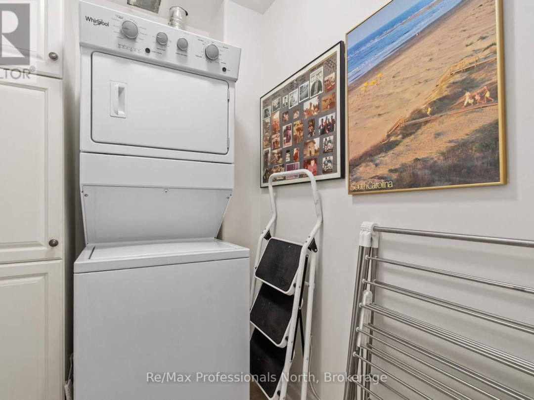 207 - 110 STEAMSHIP BAY ROAD, 