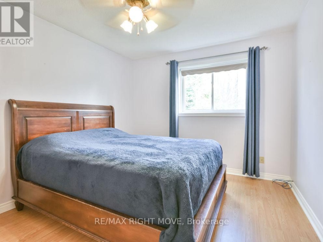 3811 LEO CRESCENT, Barnstable Bay