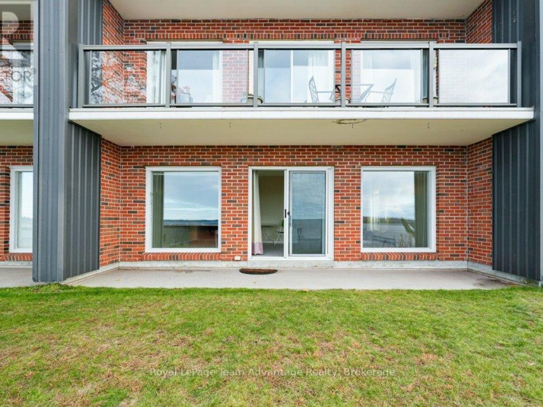 103 - 100 BEACONVIEW HEIGHTS, 