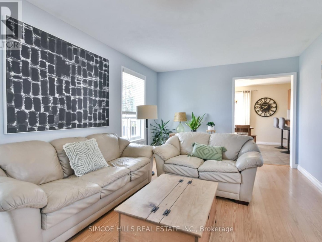 73 VANESSA DRIVE, 