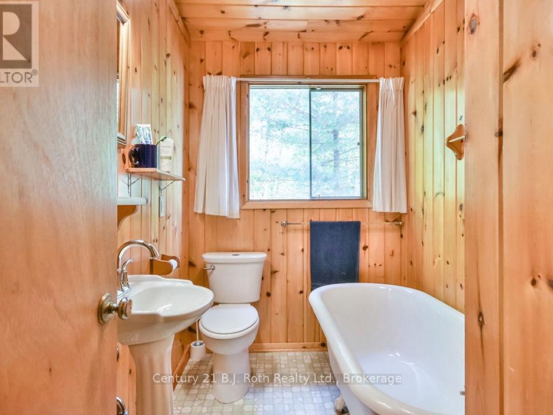 756 BROWNING ISLAND, 