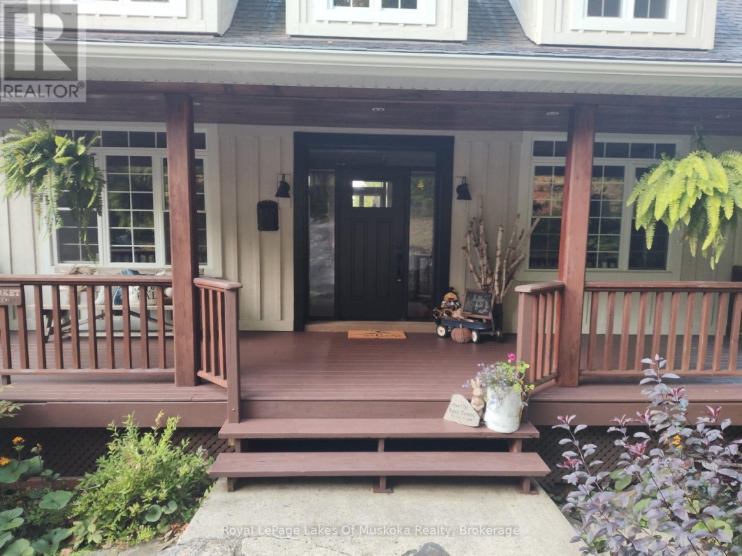 1080 WALKERS GLENN CRESCENT, Lake of Bays (Sinclair)
