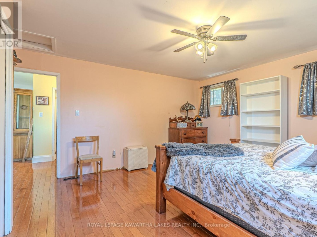 805 CEDAR GLEN ROAD, Sturgeon Lake