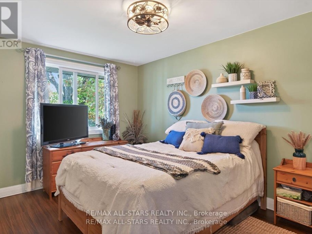 34 WILLIAM STREET, Kawartha Lakes (Bobcaygeon)