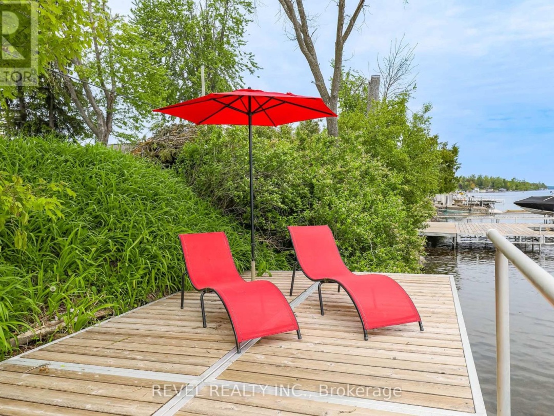 483 LONG BEACH ROAD, Sturgeon Lake