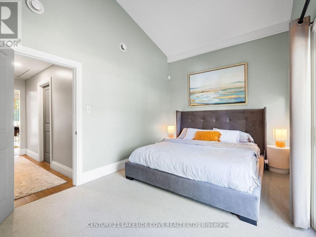 27 POPLAR CRESCENT W, Lake Simcoe