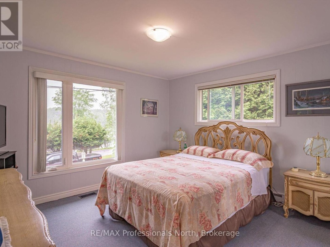 1981 HORSESHOE LAKE ROAD, 