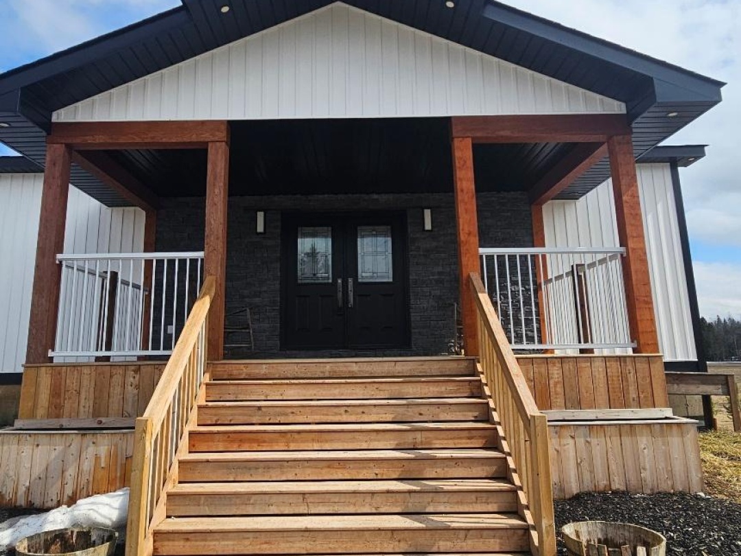 1062 NORTHLINE ROAD, Kawartha Lakes (Fenelon Falls)