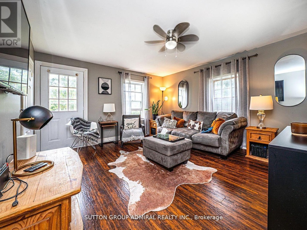 1662 PENLEY ROAD, Severn