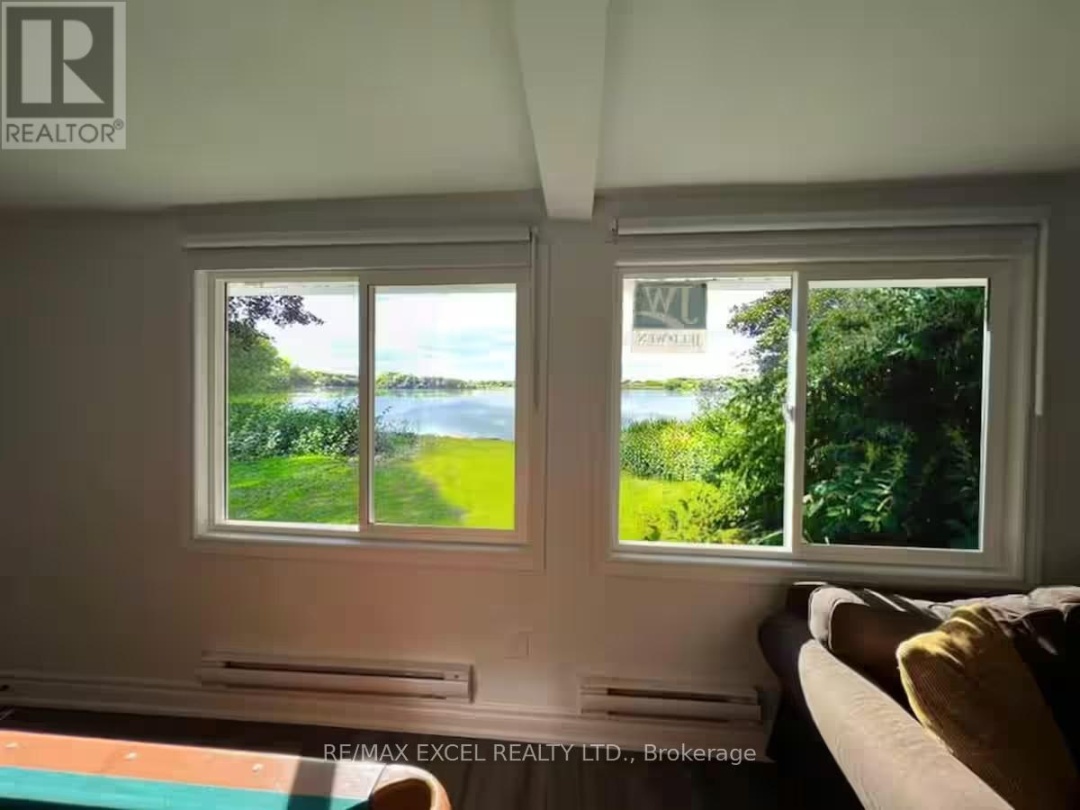 34 HARGRAVE ROAD, Mitchell Lake
