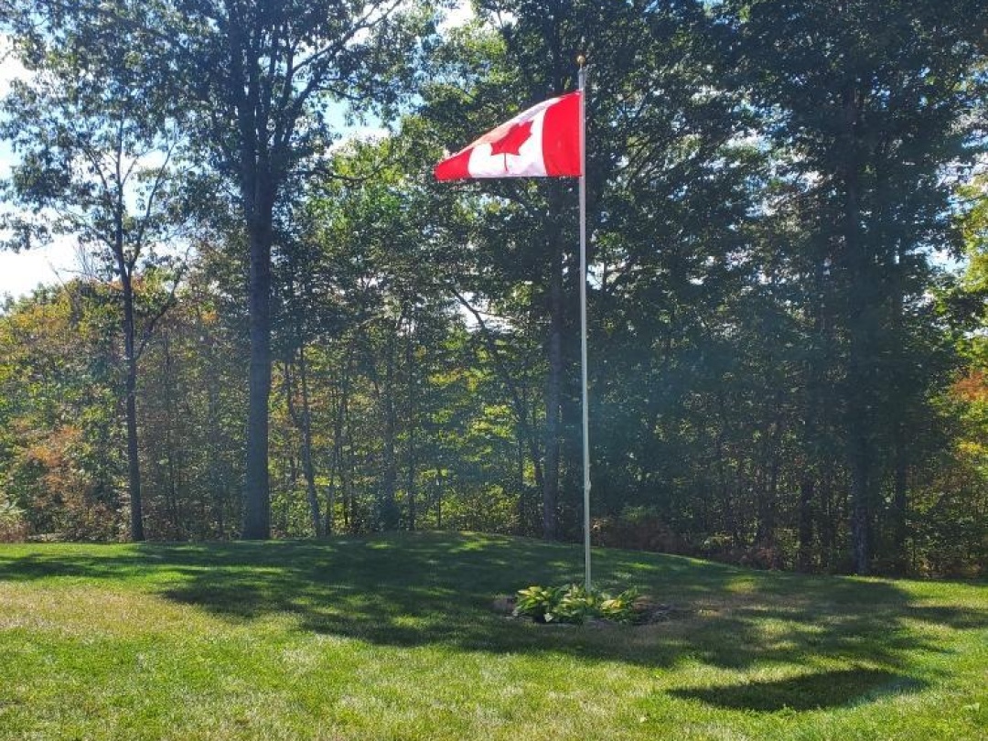 1143 TRILLIUM TRAIL, Loon Lake