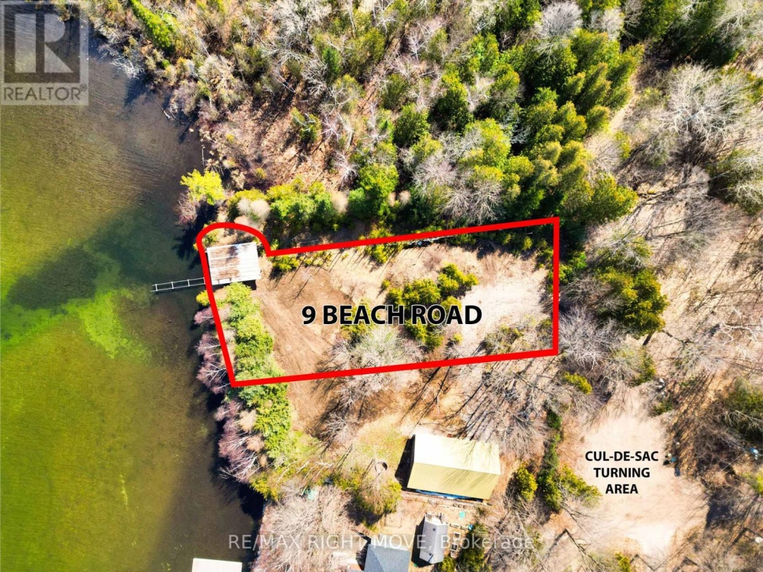 9 Beach Road, Bass Lake