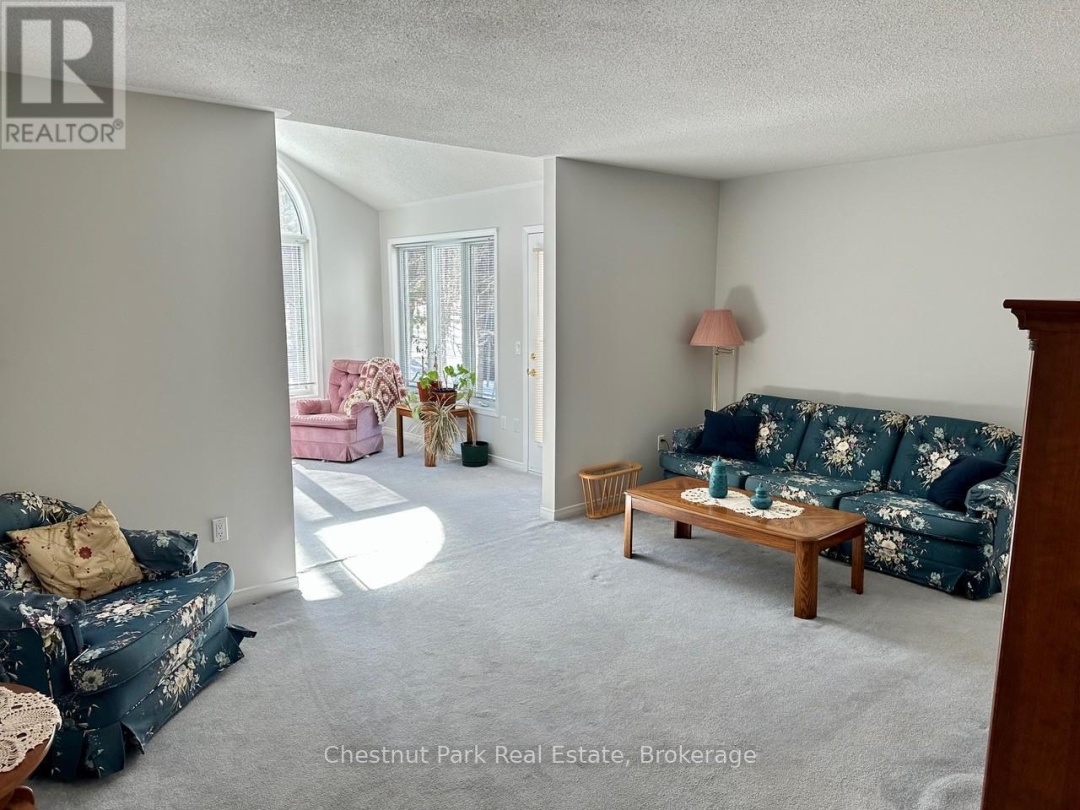 45 PINE RIDGE GATE E, Gravenhurst (Muskoka (S))