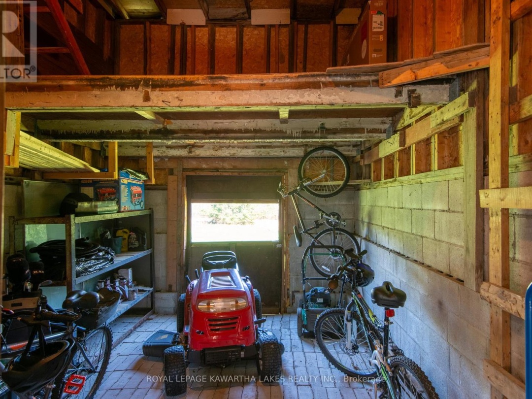 328 CEDAR GLEN ROAD, Kawartha Lakes (Verulam)