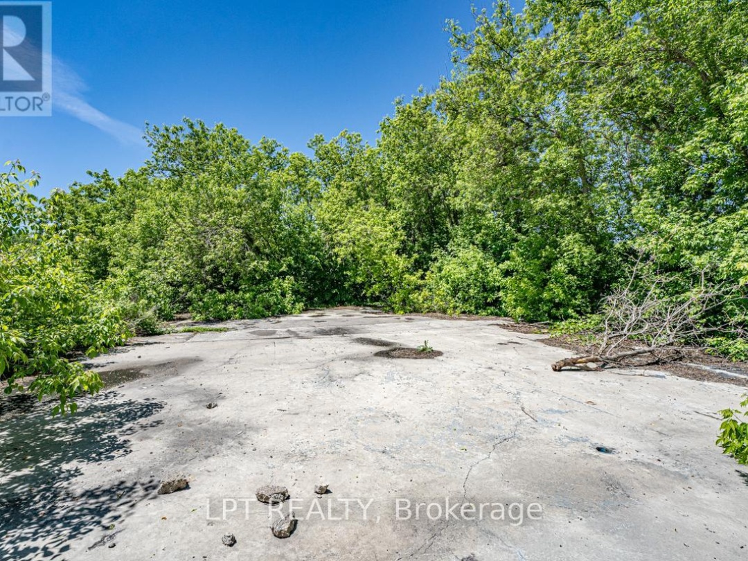 232 MAIN STREET, Kawartha Lakes (Bobcaygeon)