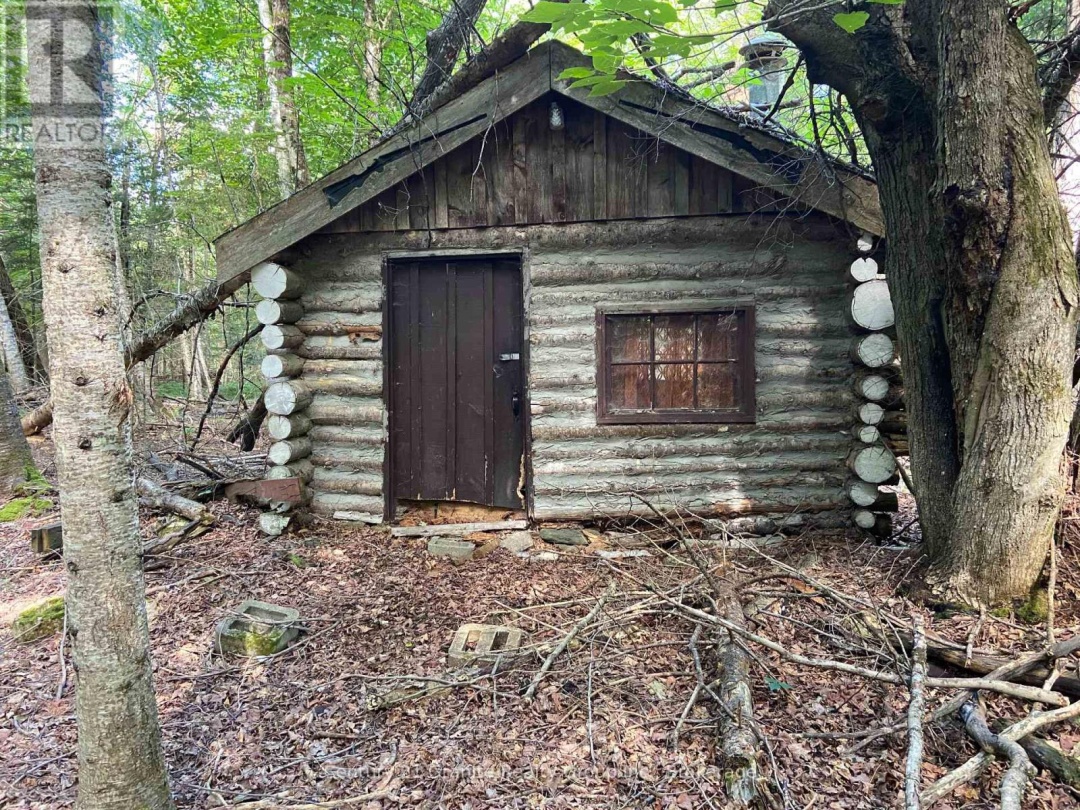 1931 DUCK LAKE ROAD, 