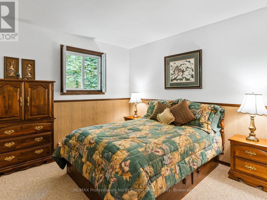 6281 KENNISIS LAKE ROAD, 