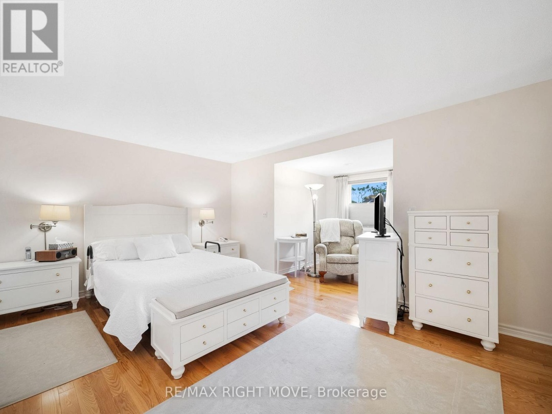 1998 VOYAGEUR CIRCLE, Severn
