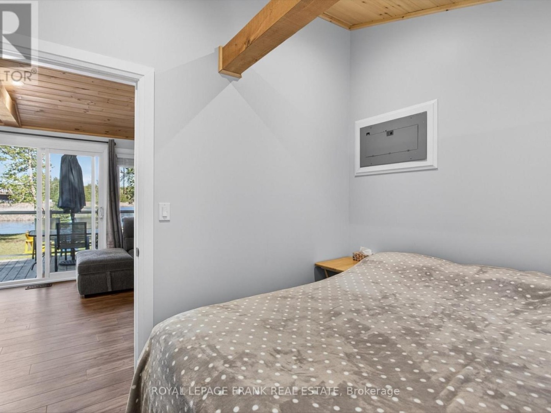 42 SUNSET COURT, Little Bald Lake