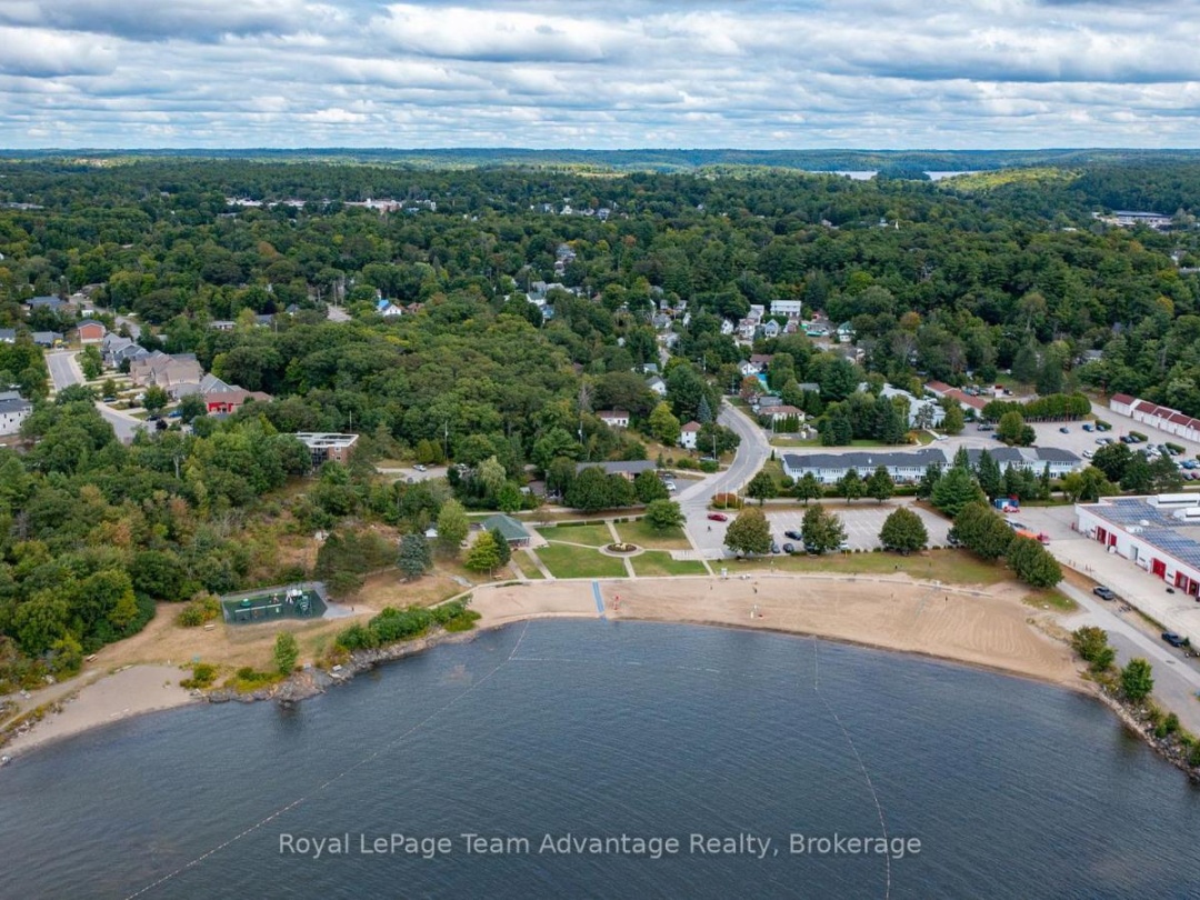 104 - 1 GEORGIAN BAY AVENUE, Parry Sound